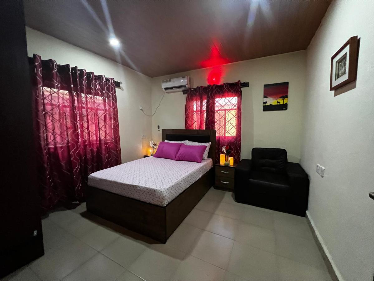Living Green Apartments Airport Pick Up مدينة بنين المظهر الخارجي الصورة