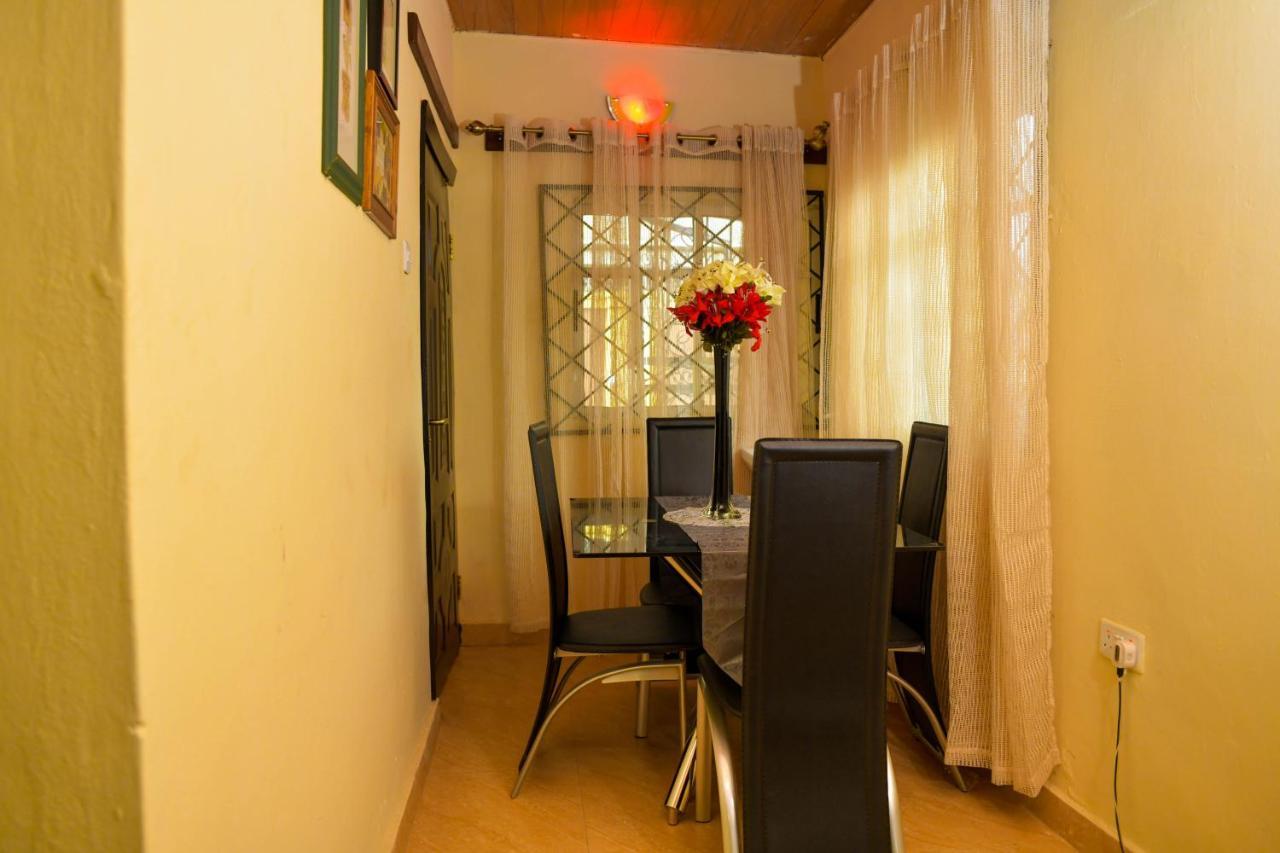Living Green Apartments Airport Pick Up مدينة بنين المظهر الخارجي الصورة