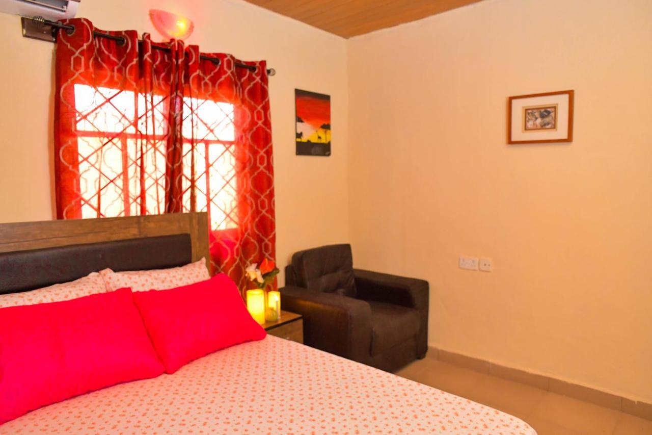 Living Green Apartments Airport Pick Up مدينة بنين المظهر الخارجي الصورة