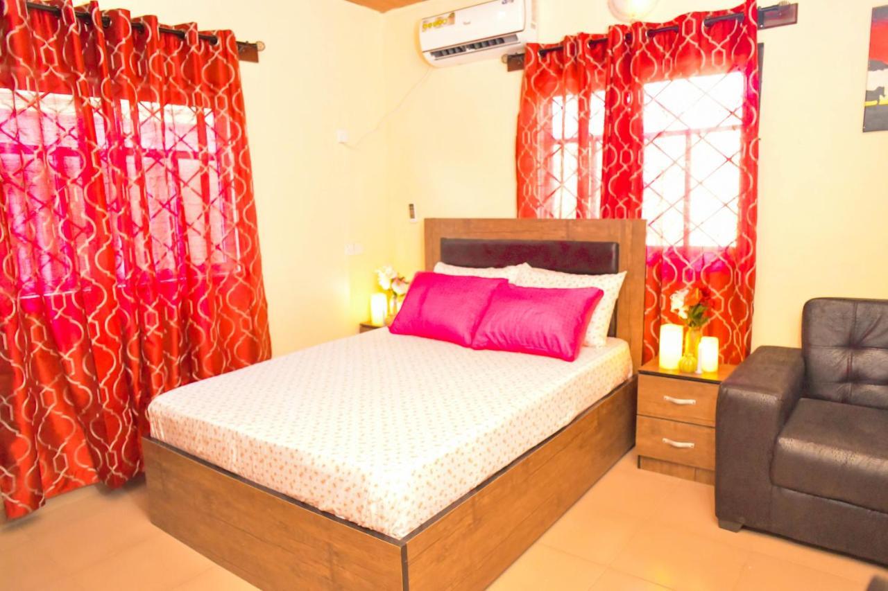 Living Green Apartments Airport Pick Up مدينة بنين المظهر الخارجي الصورة